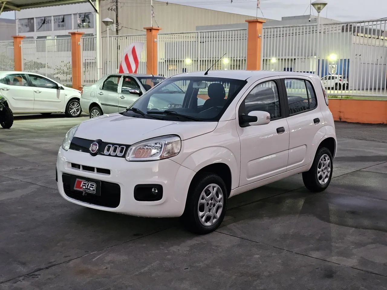 Fiat Uno Evolution 1.4 Fire Flex 8V 5P 2015