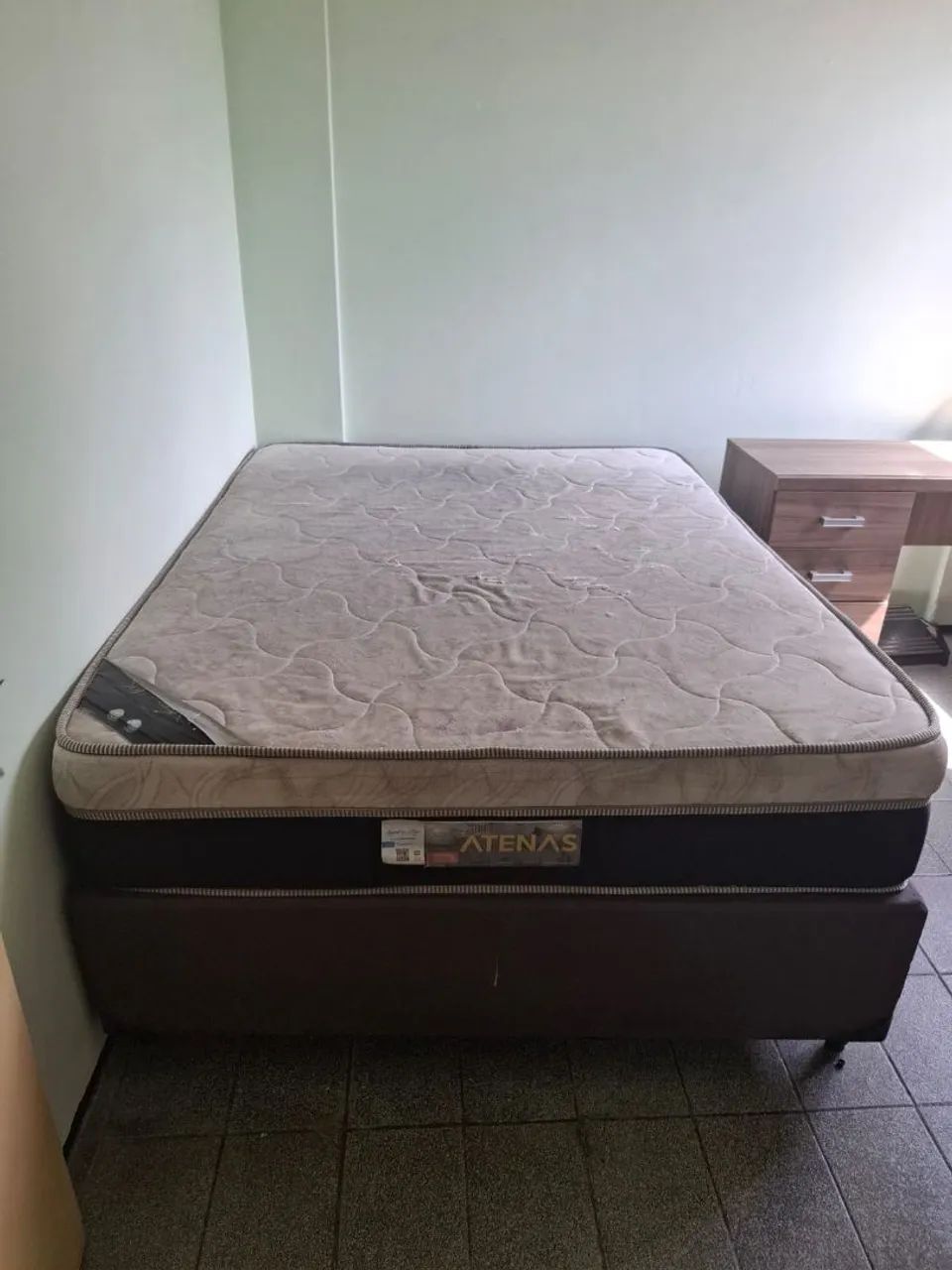 Cama box com colchão