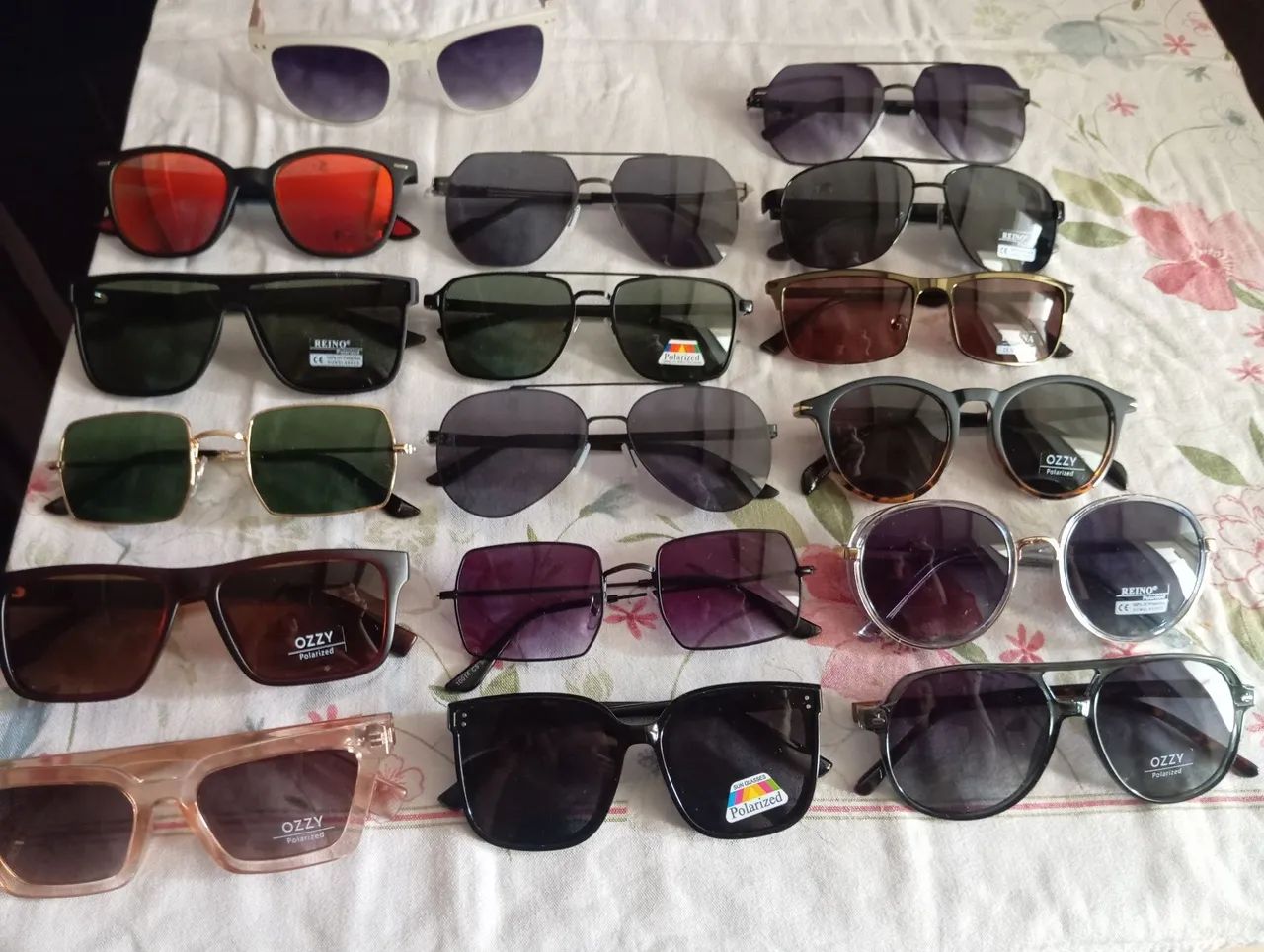 Vendo óculos masculino e feminino vários modelos 
