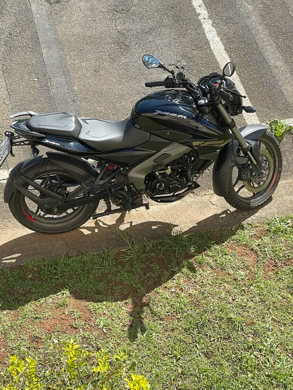 Dominar 160 nova abaixo da tabela 