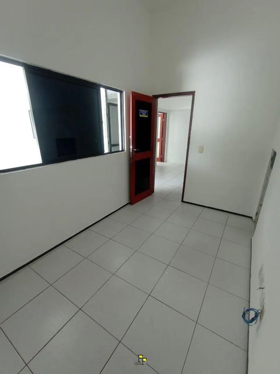 Conjunto Ceará II, Ponto Comercial 180m² com 4 salas, split´s, Recepção, vestuários, calça - Foto 5