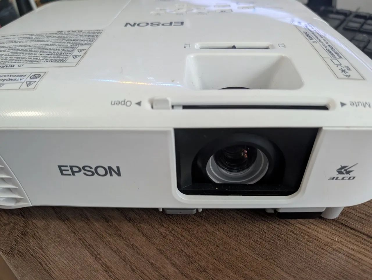 Projetor Epson powerlite x39 - Foto 3