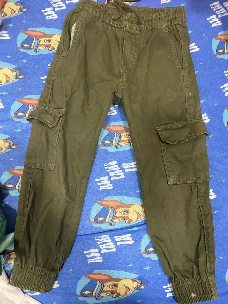 Calça jogger e bermuda TAM 5 infantil 