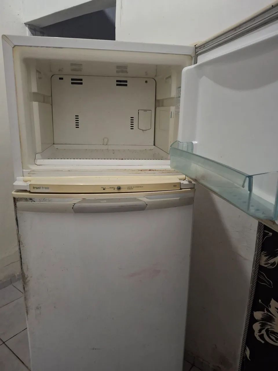 Vendo geladeira  - Foto 4