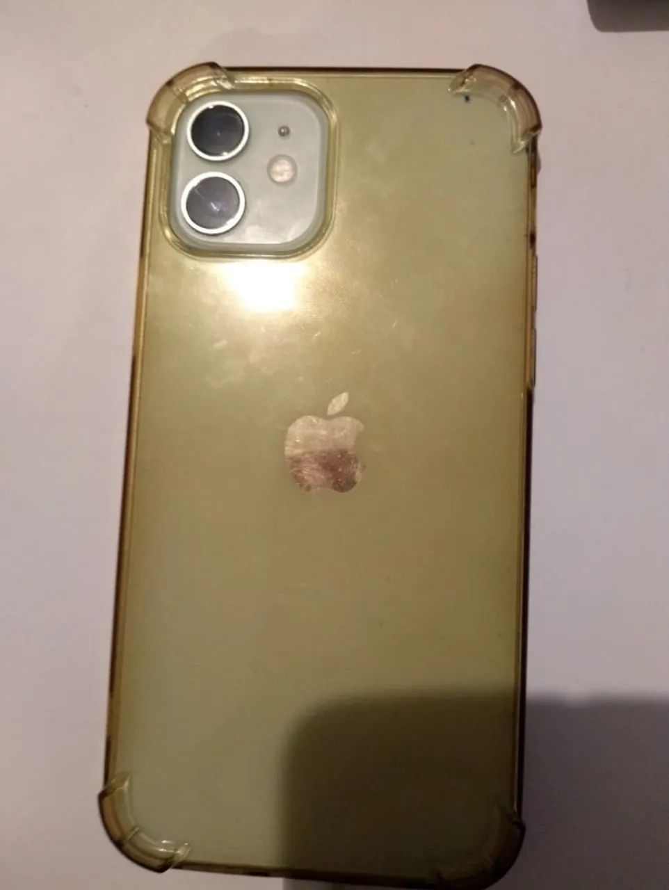 IPHONE 12 EM BOM ESTADO, CAPINHAS, PELÍCULA E CARREGADOR - Foto 5