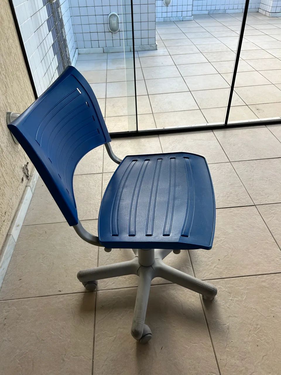 Cadeira de escritório  - Foto 2
