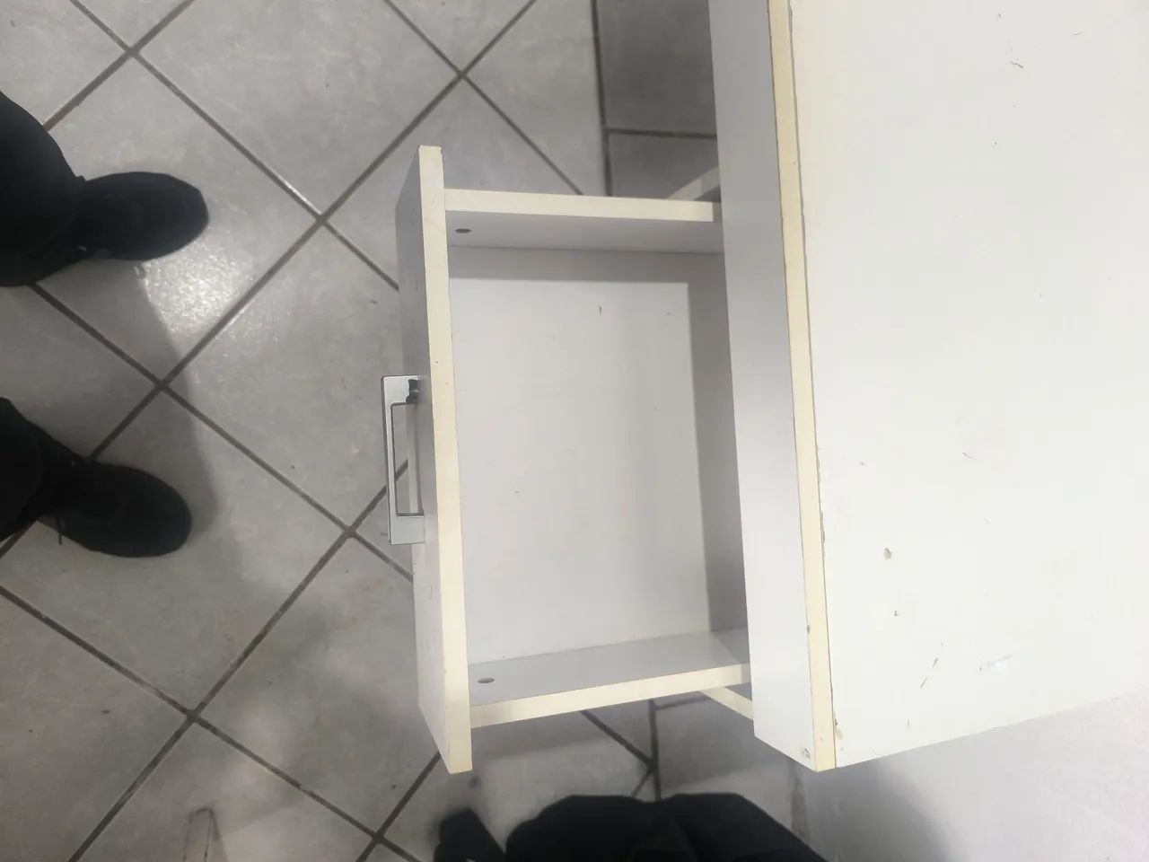 Mesa de escritório compacta com 2 gavetas - Foto 2