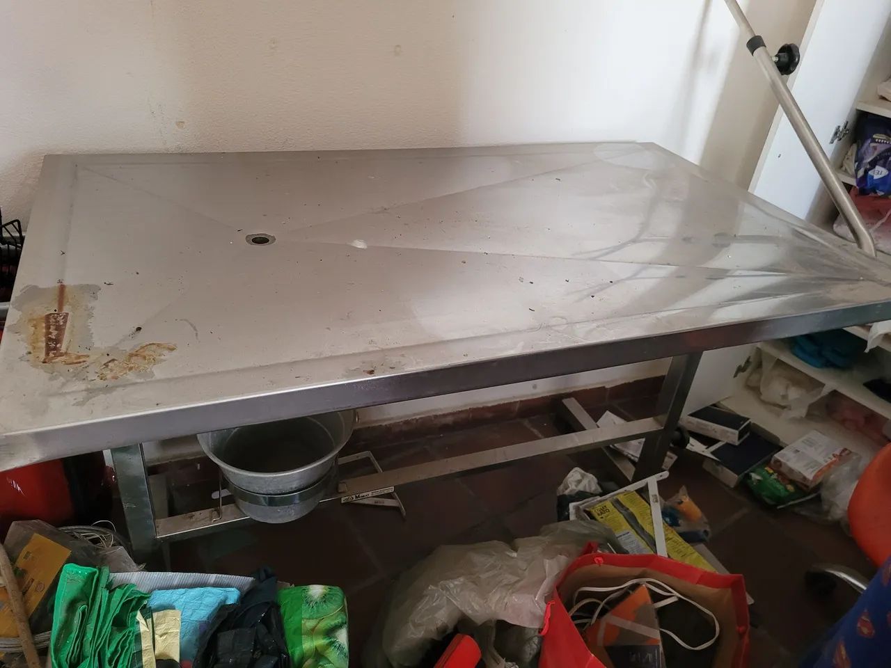 Mesa inox veterinária 