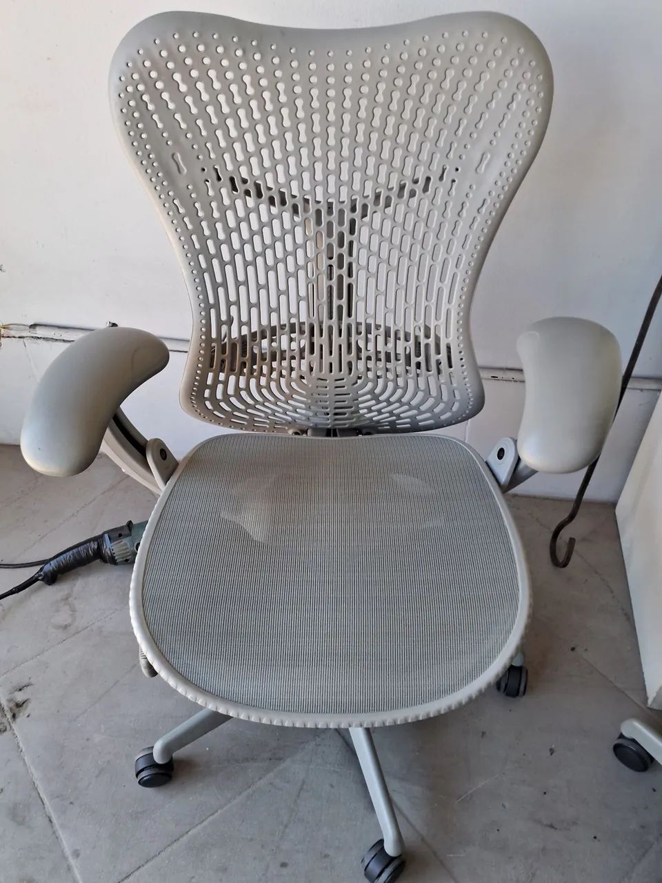 Herman Miller Mirra 1