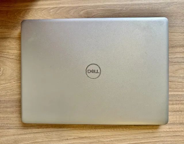 Notebook Dell Inspiron Intel Core i5, 12 GB RAM e SSD 256 GB