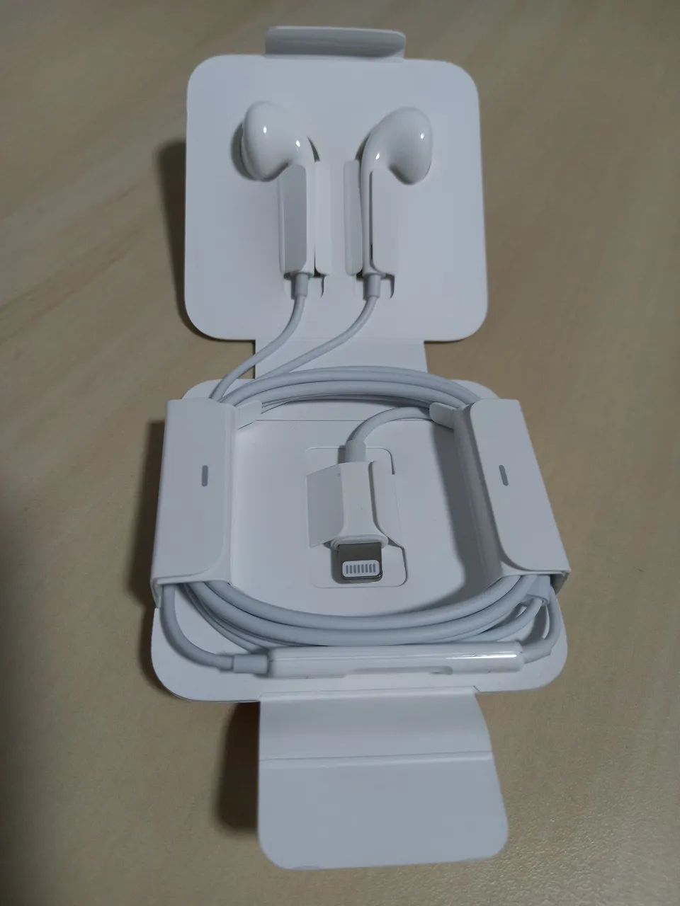 Fone ouvido iPhone - conector Lightning  - Foto 2
