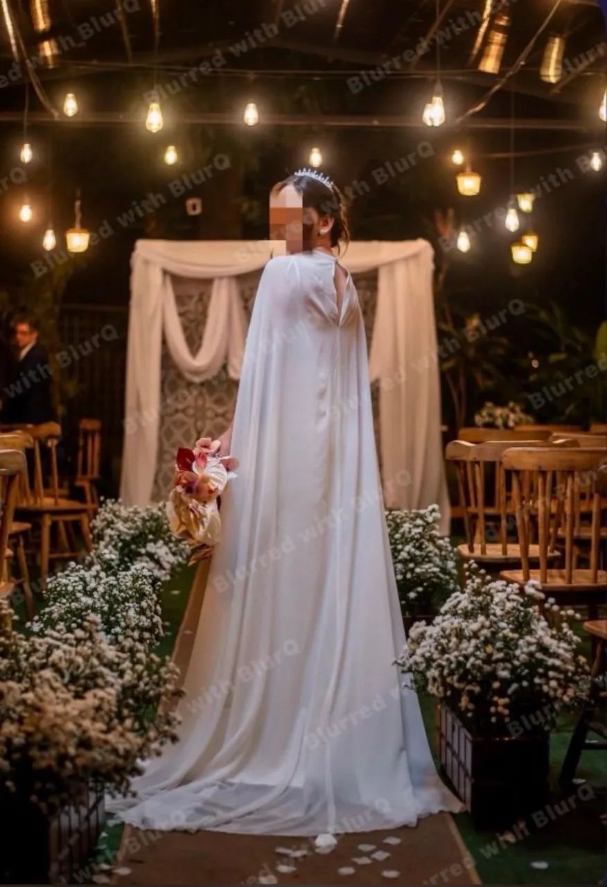 Vestido de Noiva Off white com capa removível  - Foto 2