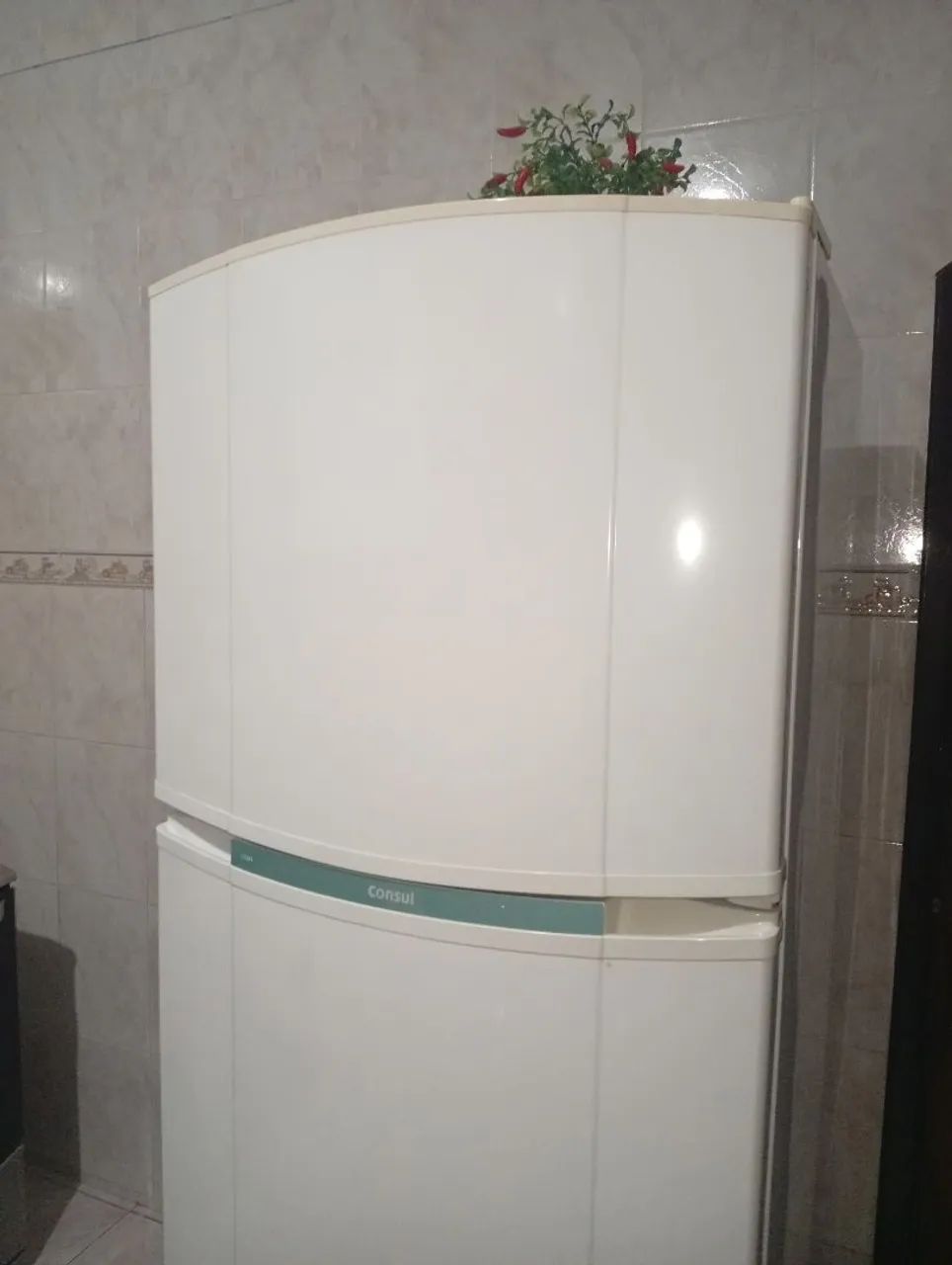 Geladeira Consul Duplex - Muito Conservada e Funcionando Perfeitamente - Foto 2