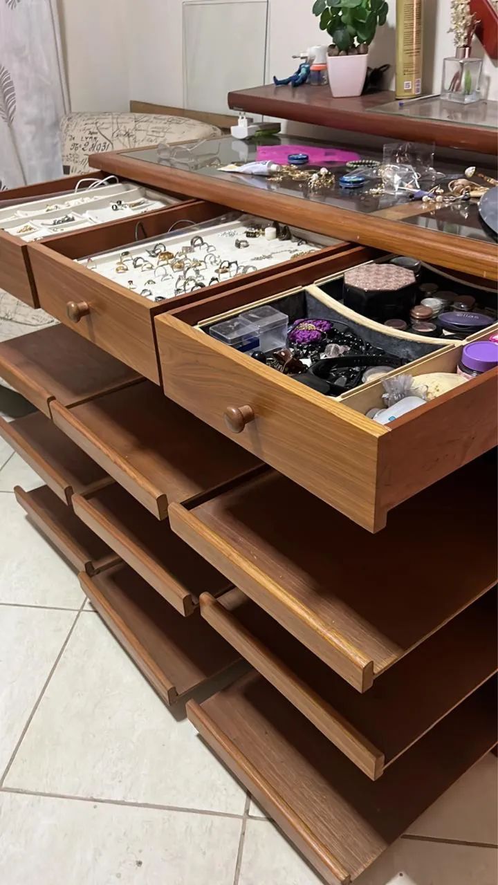 Cômoda de madeira maciça  - Foto 3