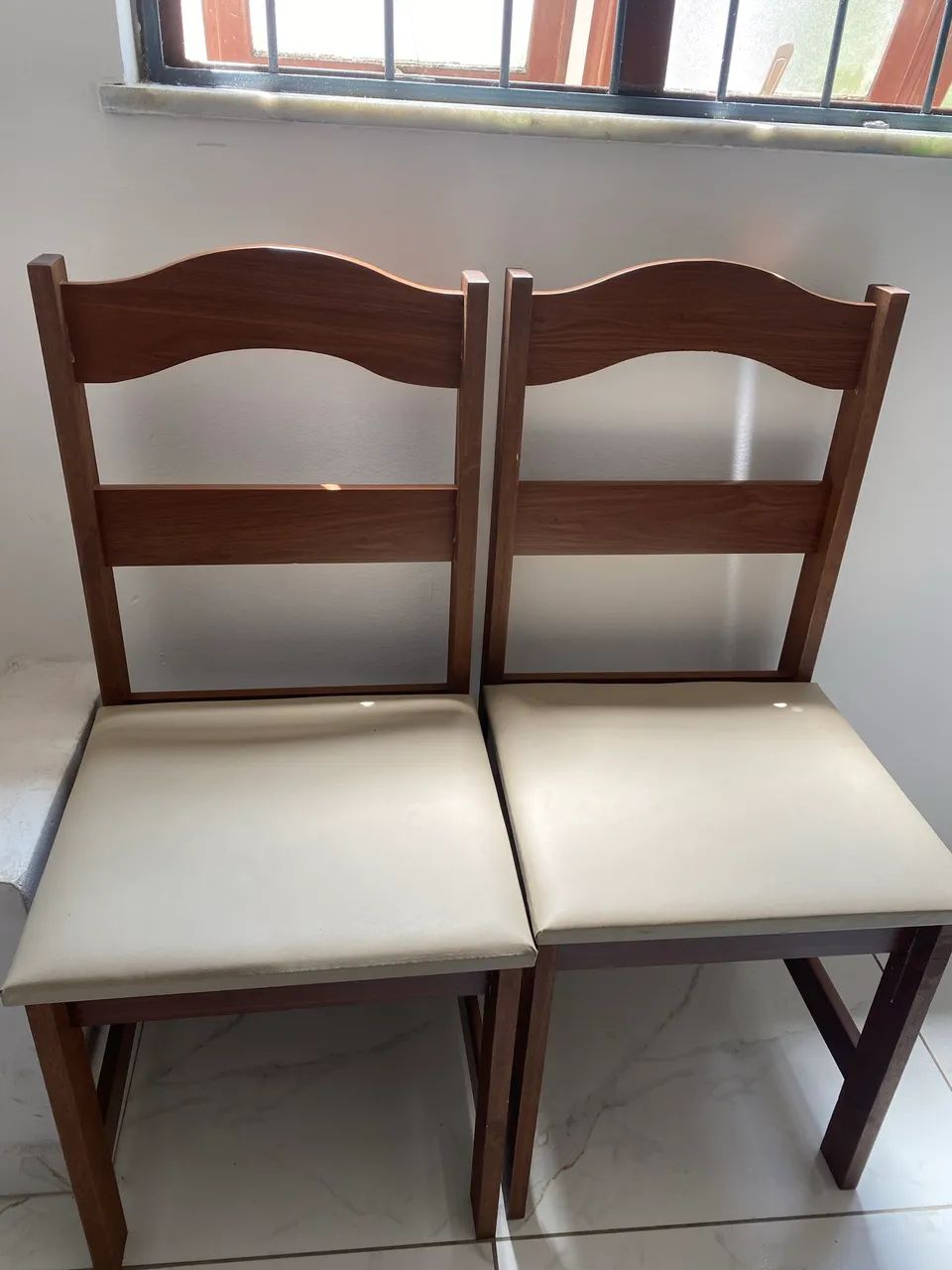 Mesa 4 lugares em perfeito estado - Foto 5