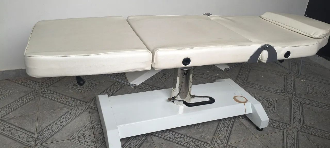 Maca Poltrona Estética Hidráulica Delos da Salus Brasil - Foto 3