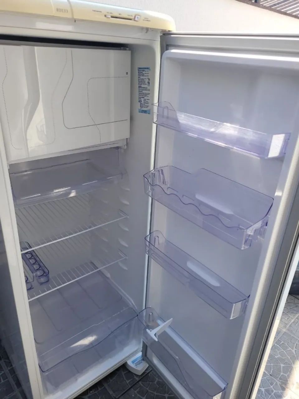 Geladeira Electrolux RD33 + entrega grátis em Sorocaba  - Foto 3