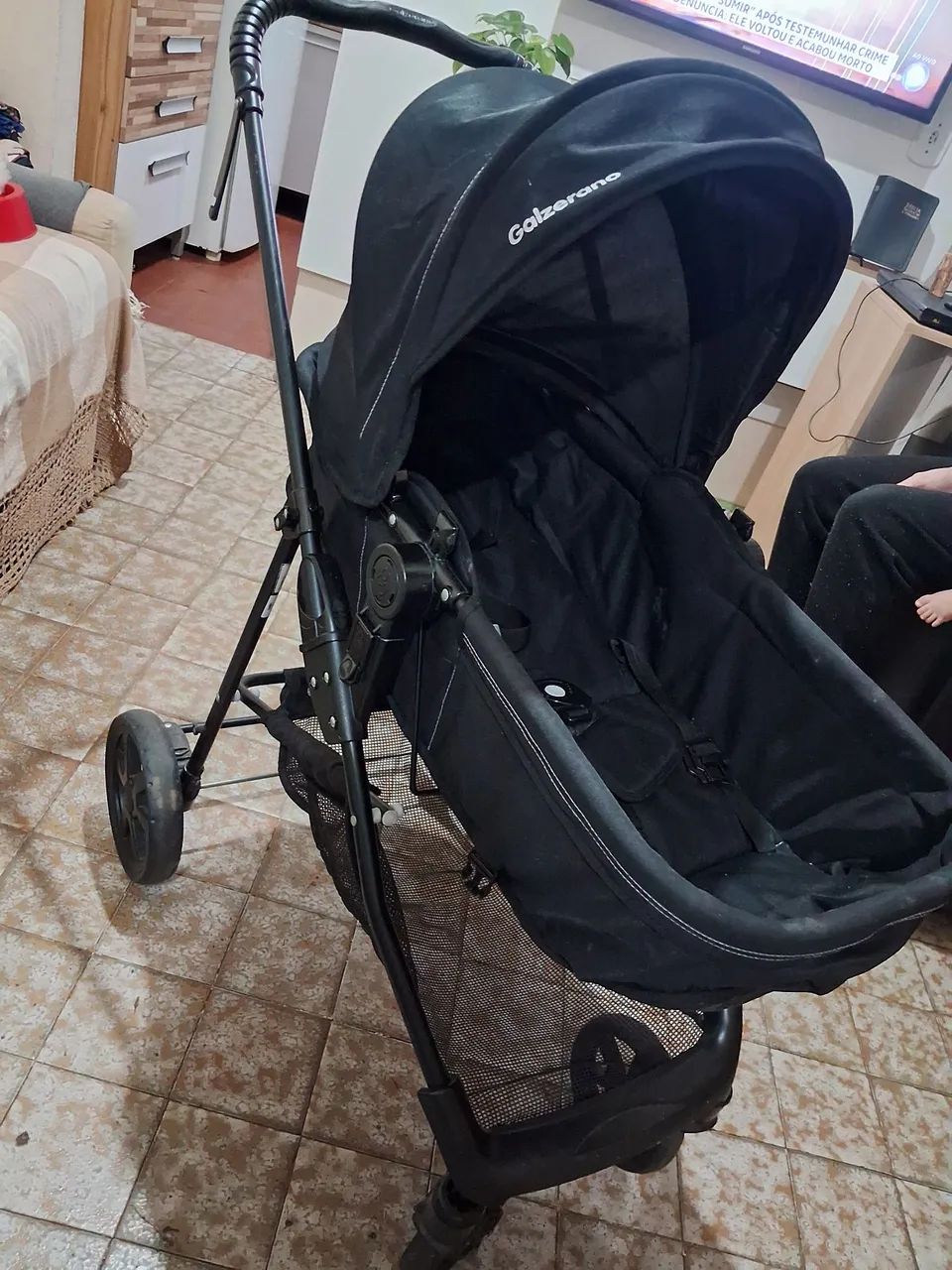 Carrinho de bebê semi novo Galzerano - Foto 5