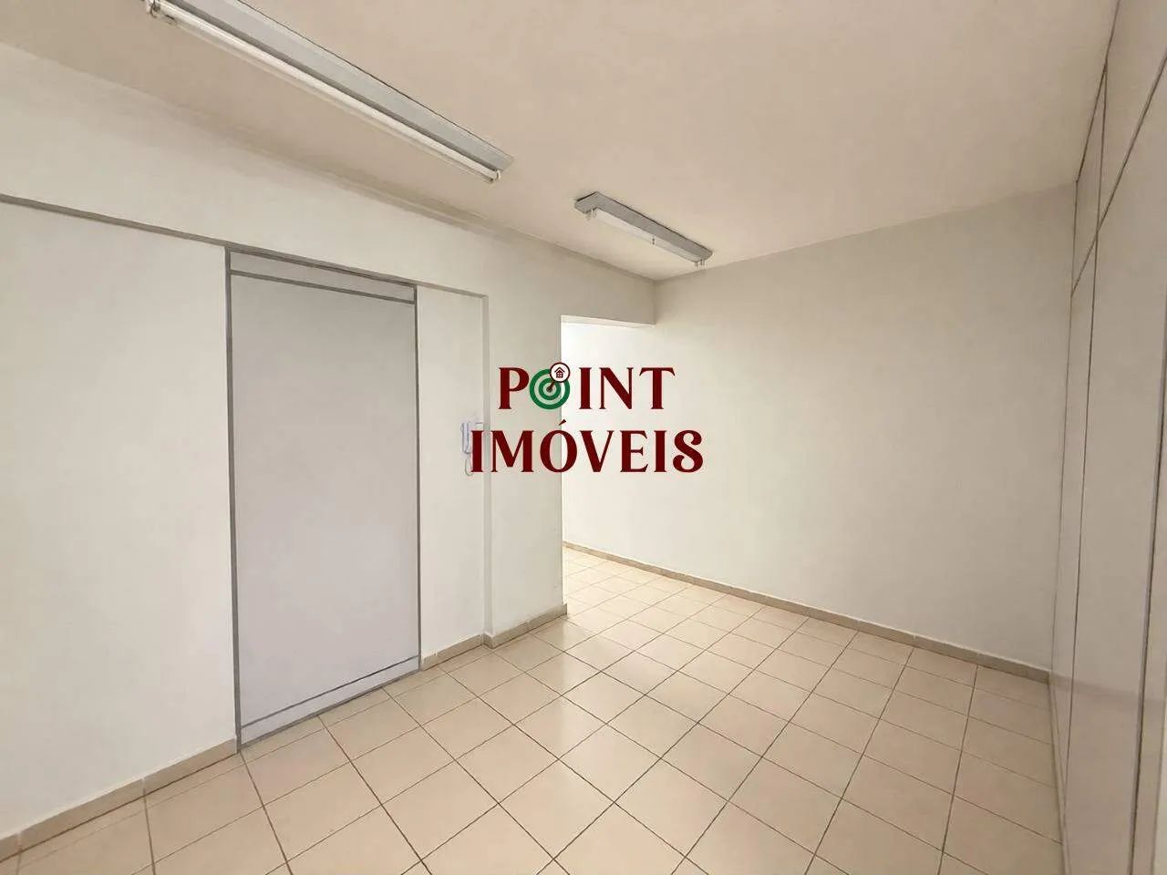 Sala Comercial a Venda, Bairro Estoril - 50m² com 01 vaga de garagem - Foto 2