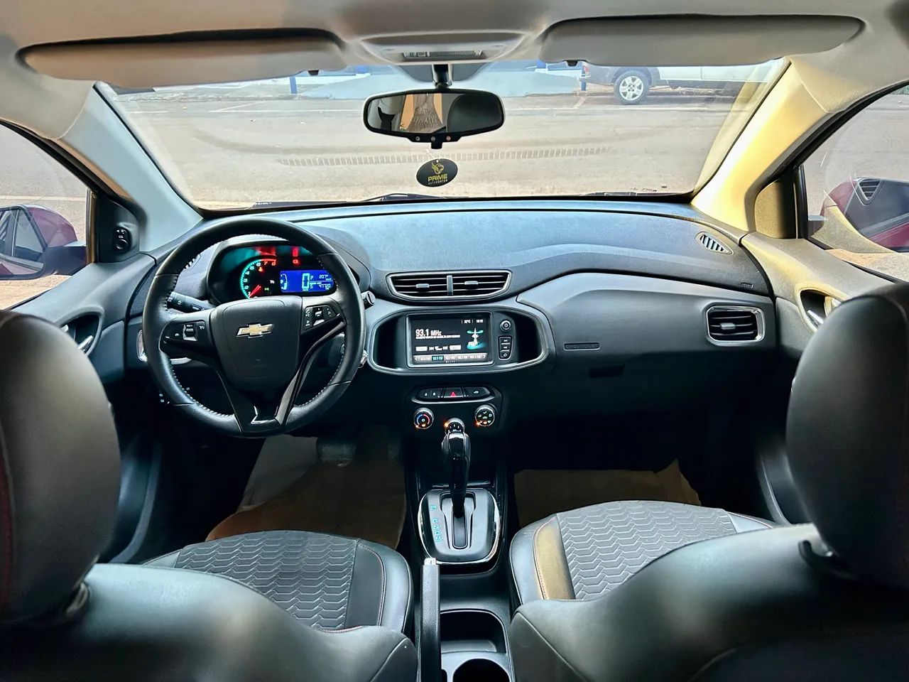 Onix LTZ 2018 Automático- 1/3 do IPVA Pago - Foto 10