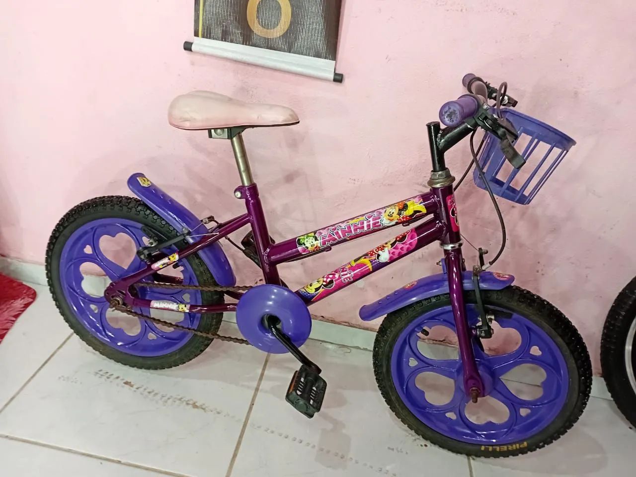 Bicicleta aro 16 novinha da minie  - Foto 2