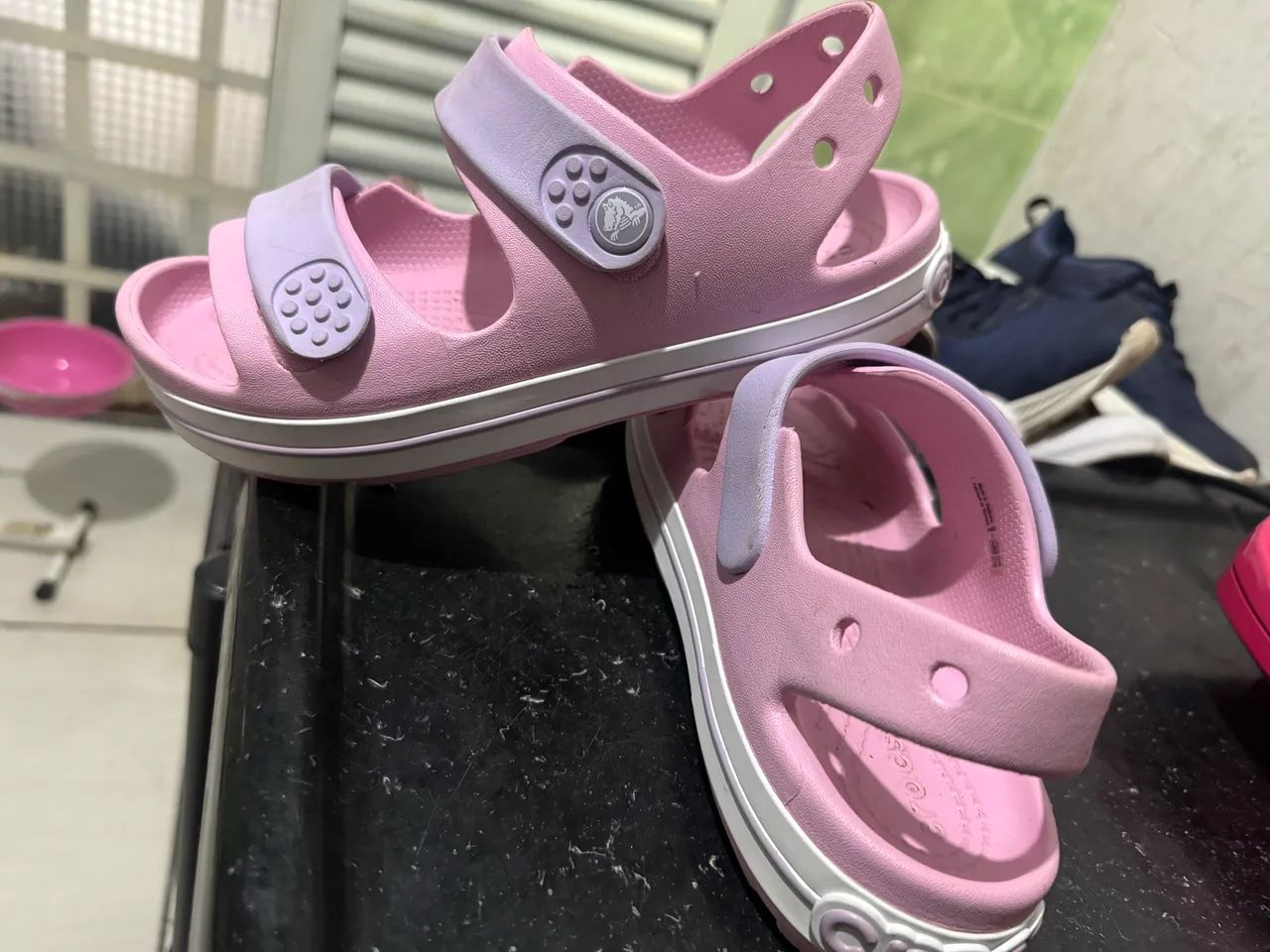 Sandália crocs - Foto 4