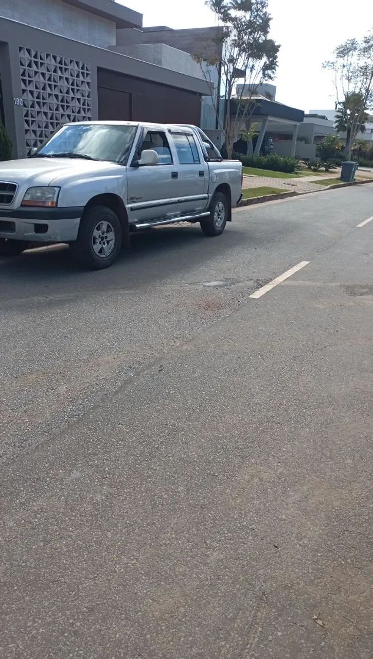 Chevrolet S10 Pick-up Luxe 2.8 4X2 CD TB Int.dies. 2001