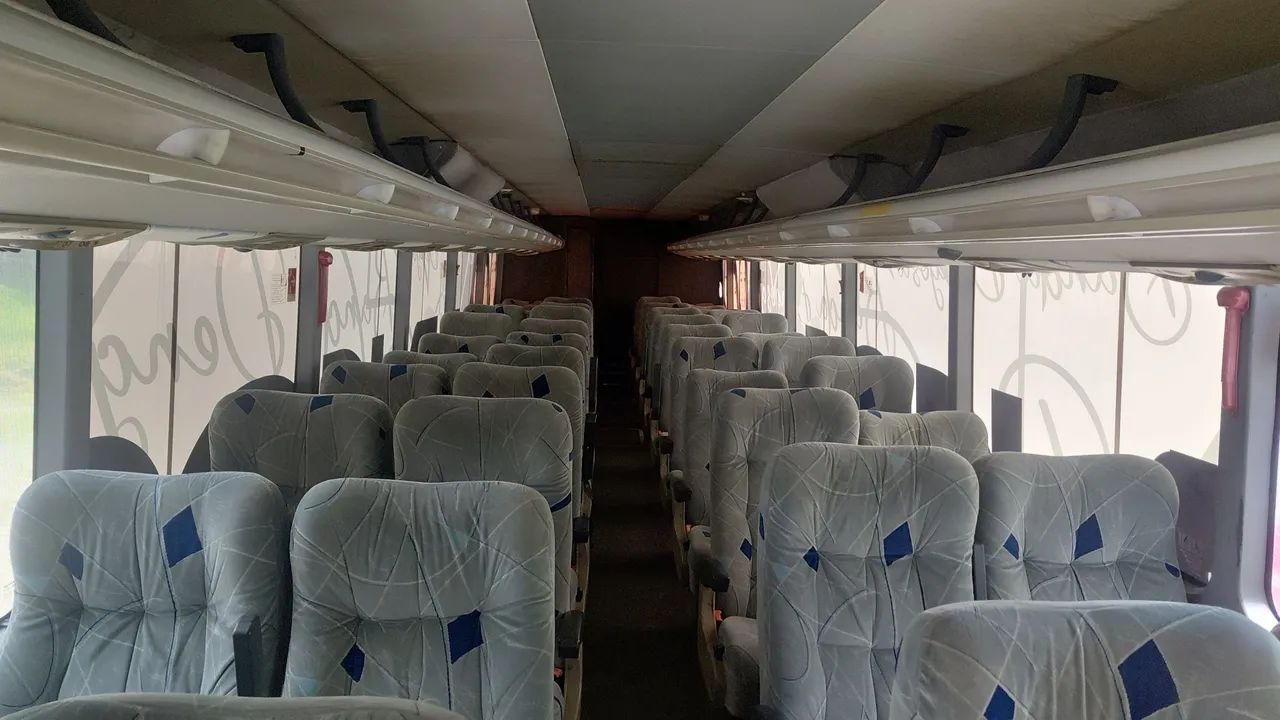 Vendo ônibus marcopolo g6 2006  - Foto 3