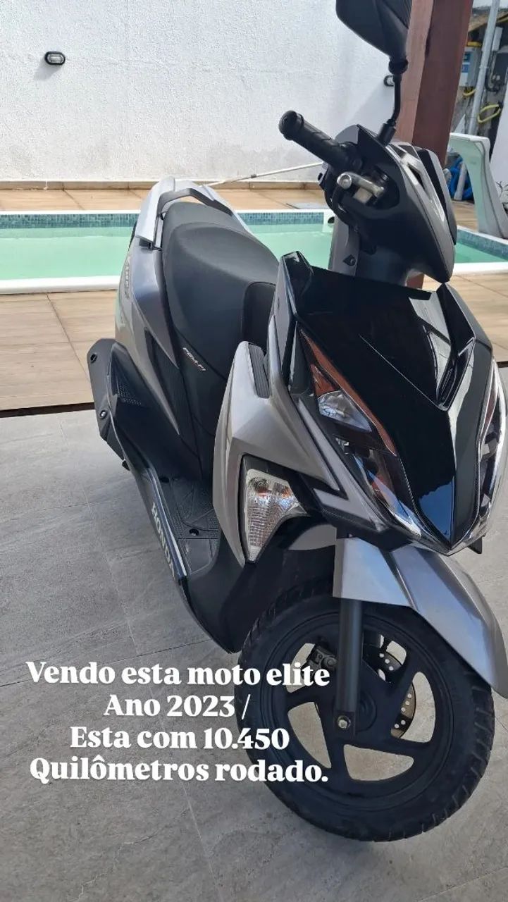 Moto Honda Elite.