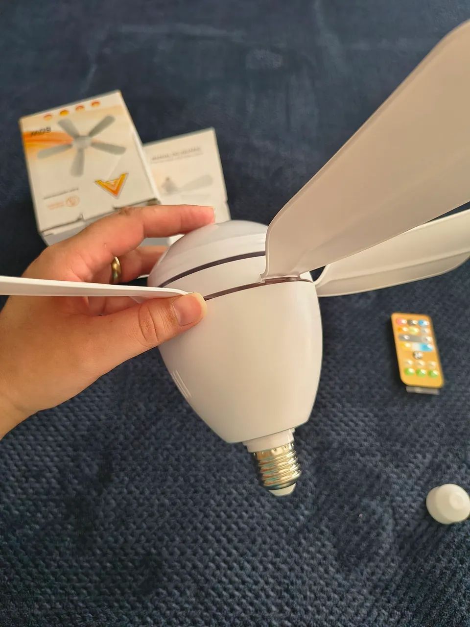 Ventilador de teto com controle e 3 modos de Luz  - Foto 3