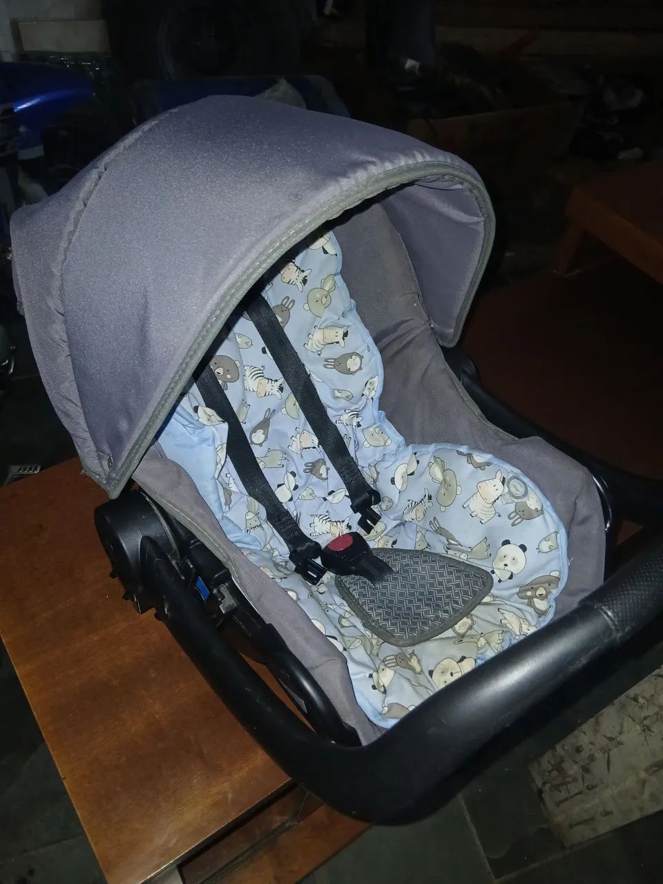 Carrinbo de bebe com bebe conforto - Foto 5