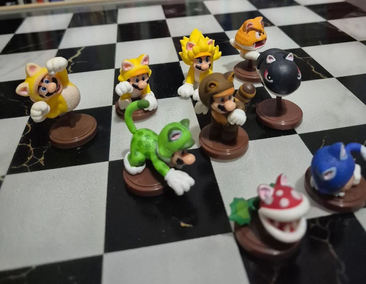 Mario versão Cats Lote Chocoegg furuta - Foto 3