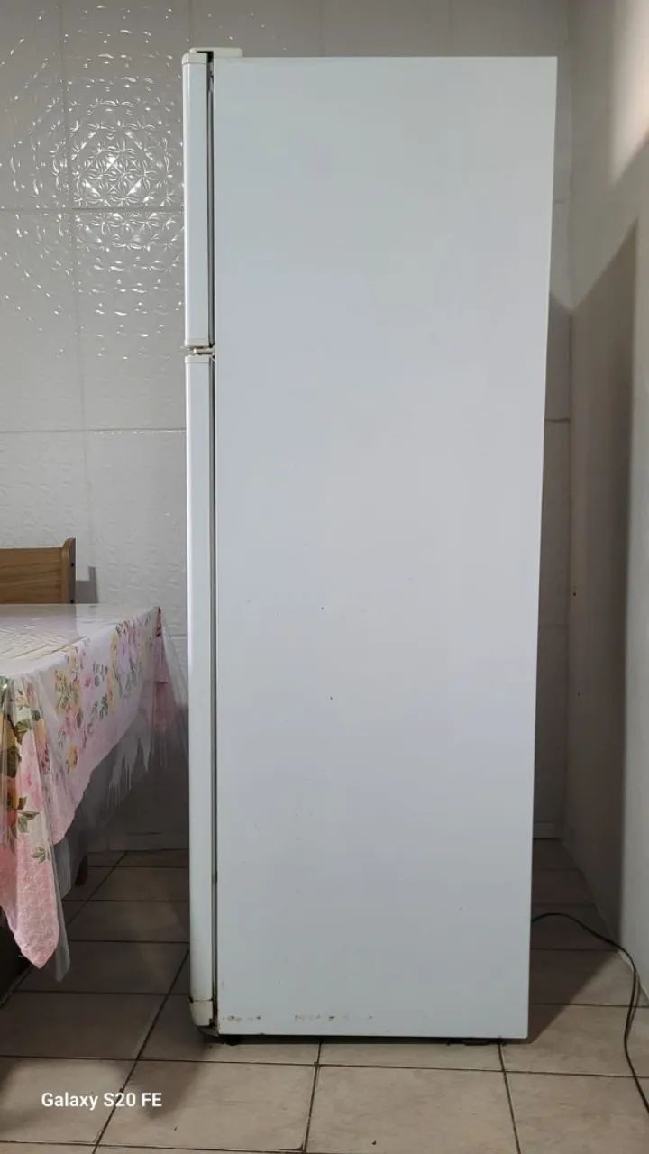 Geladeira Eletrolux - Foto 2
