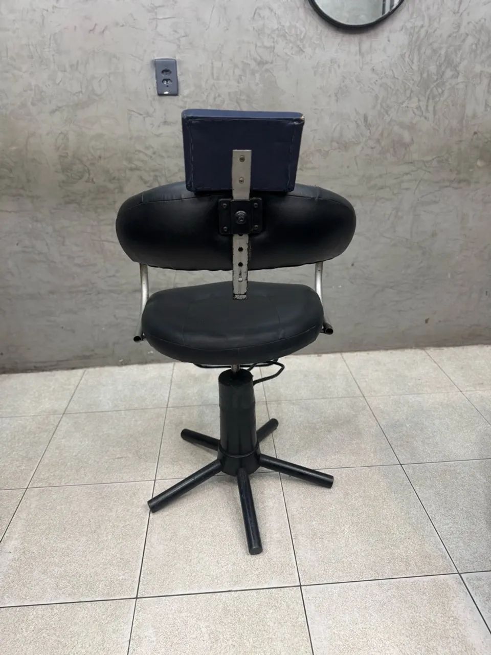 Cadeira de barbeiro  - Foto 2