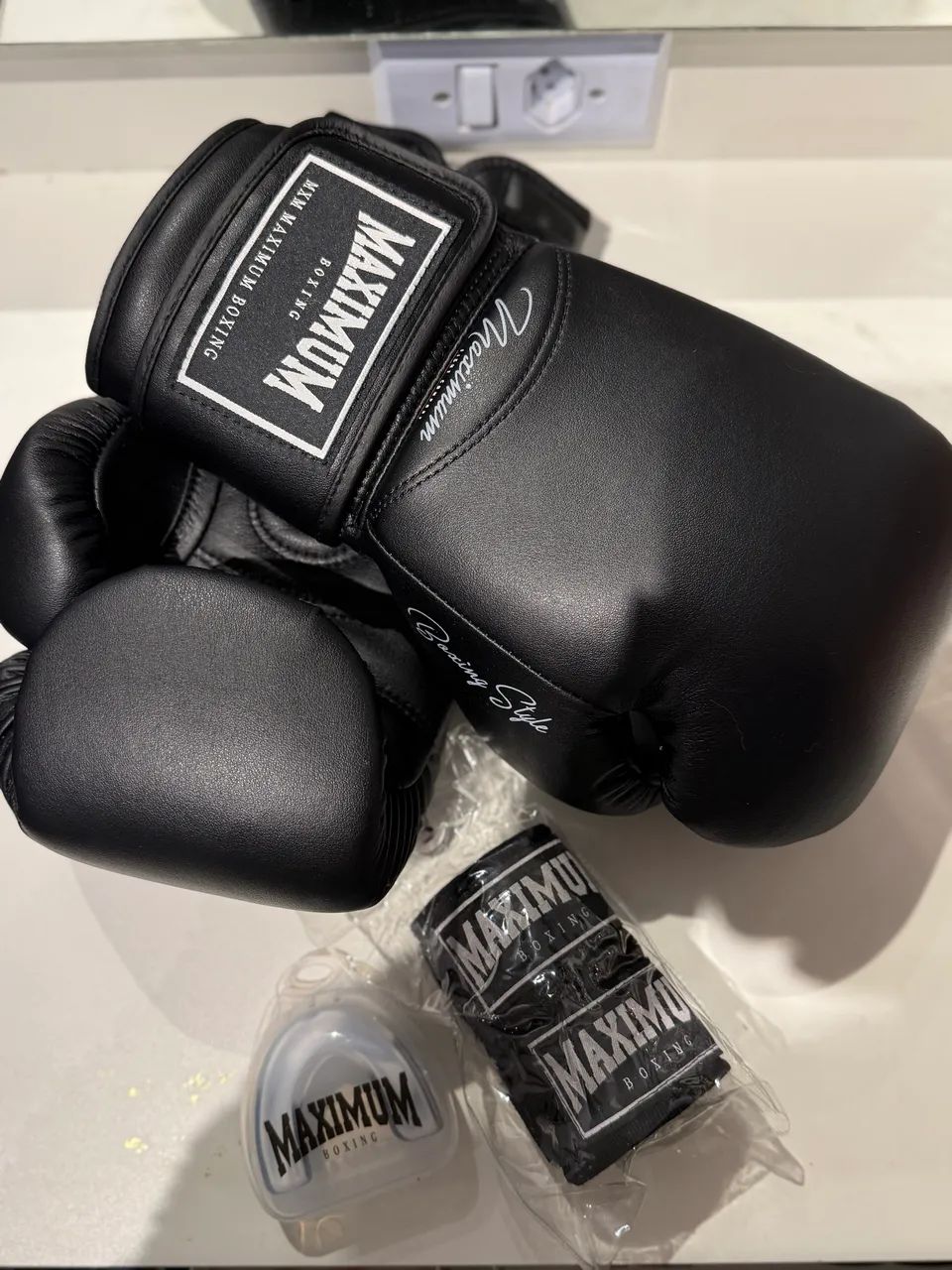 Luva de box nova nunca usada 