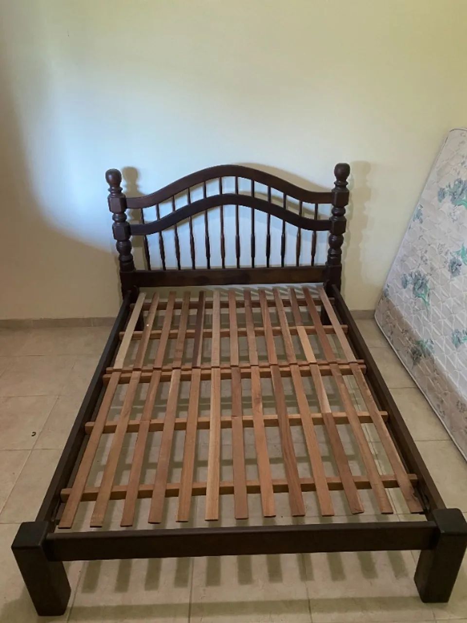 Cama de Casal em Madeira Maciça  - Foto 3