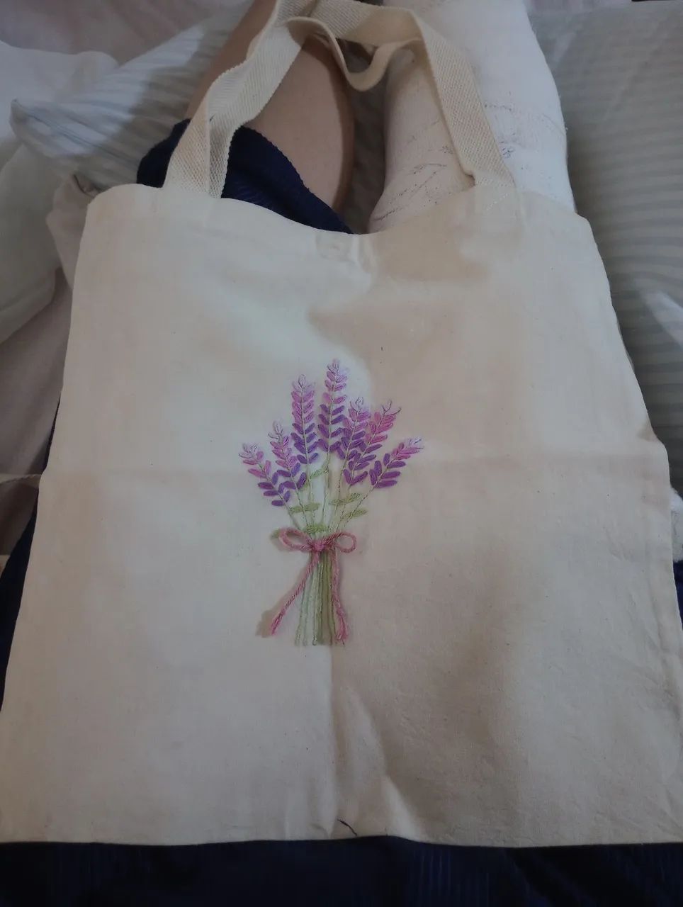 Bolsa Ecobag Bordada à mão na flor Lavanda