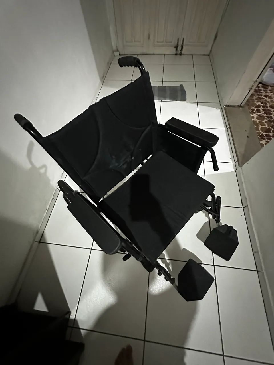 Cadeira de rodas  - Foto 3