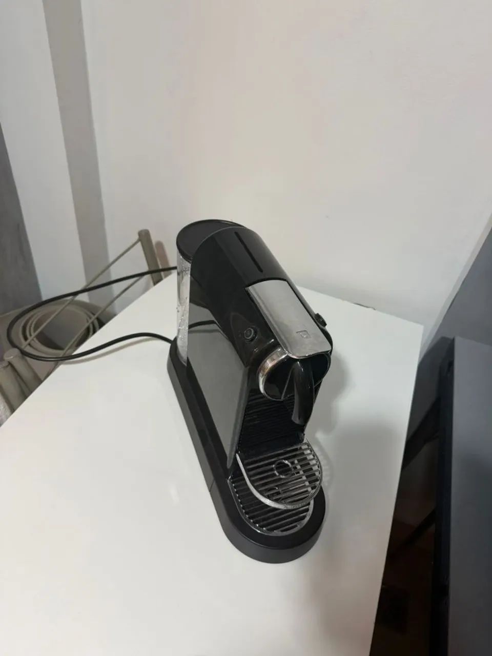 Nespresso  CitiZ preta 220 V+ aeroccino 3 preta 220v 