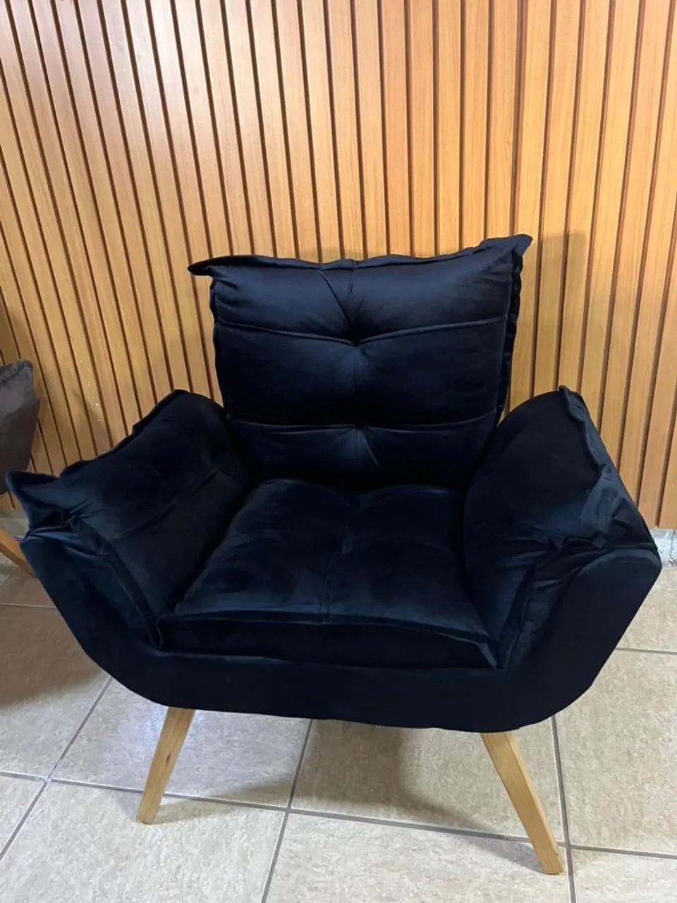 Poltrona Opala Nova a pronta entrega  - Foto 4