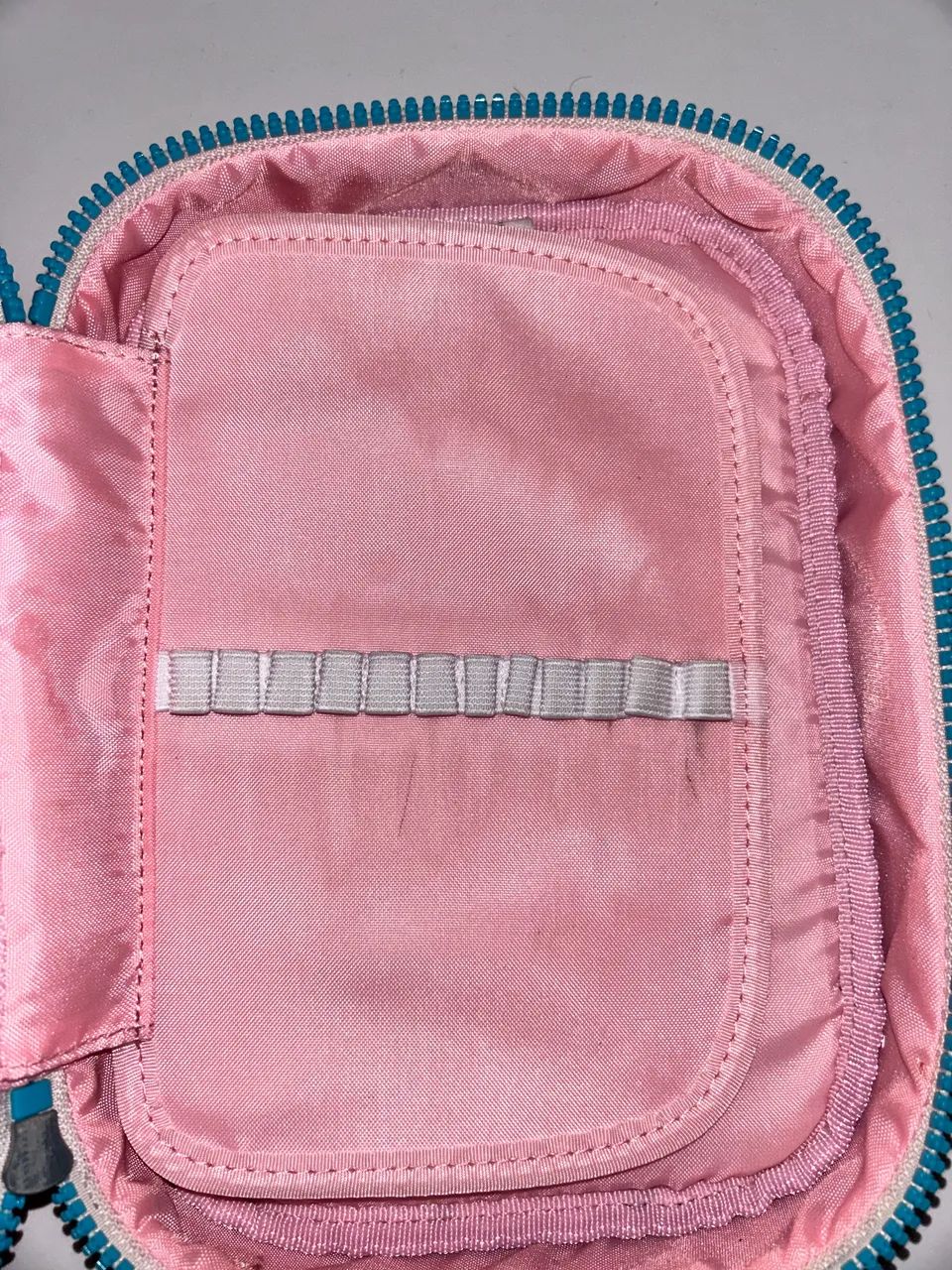 ESTOJO ORIGINAL KIPLING EXTREMAMENTE CONSERVADO - Foto 3