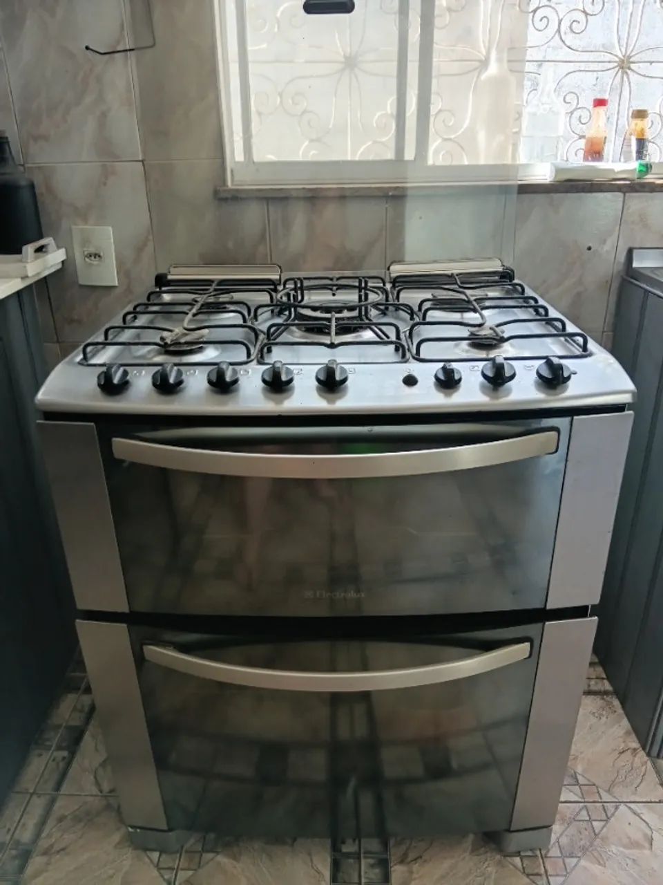 Fogão Eletrolux 5 bocas  - Foto 4
