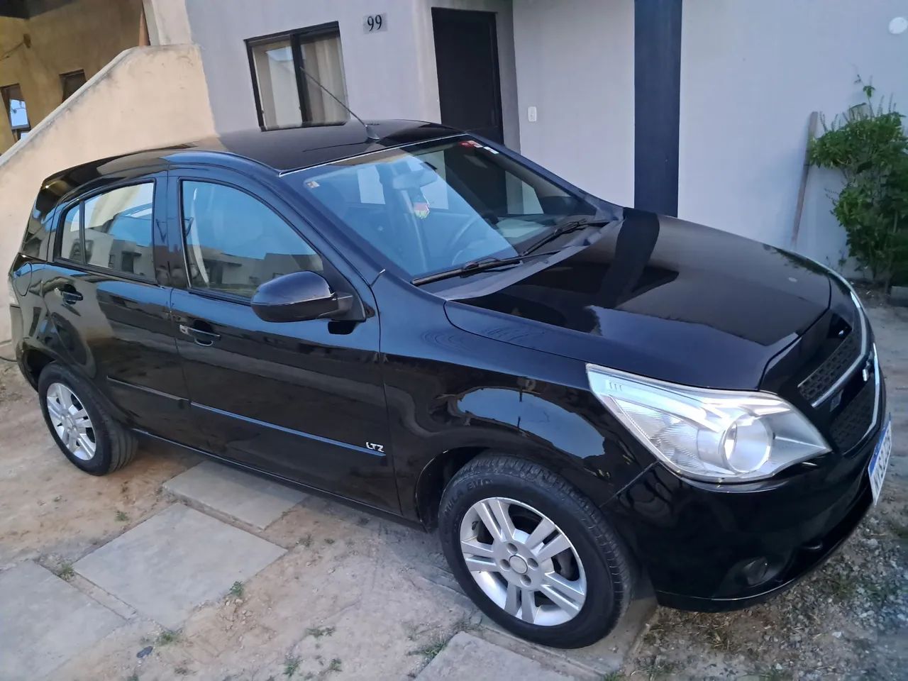Chevrolet Agile AGILE LTZ 1.4 MPFI 8V FlexPower 5p 2011