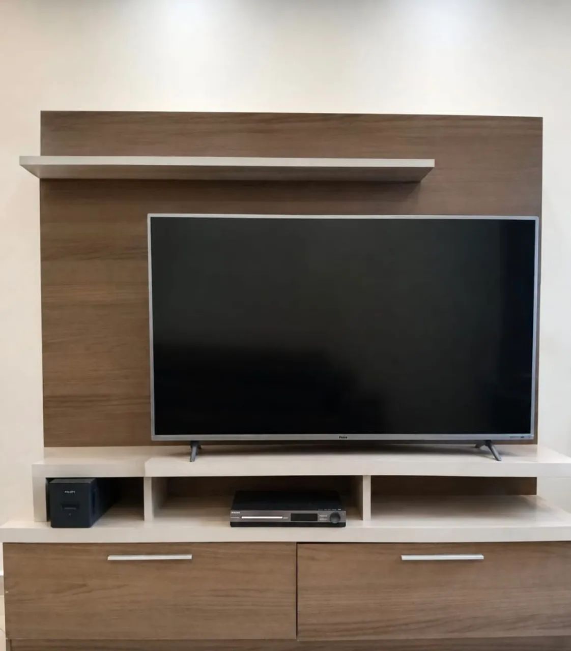 Rack com painel ótimo estado - Foto 2