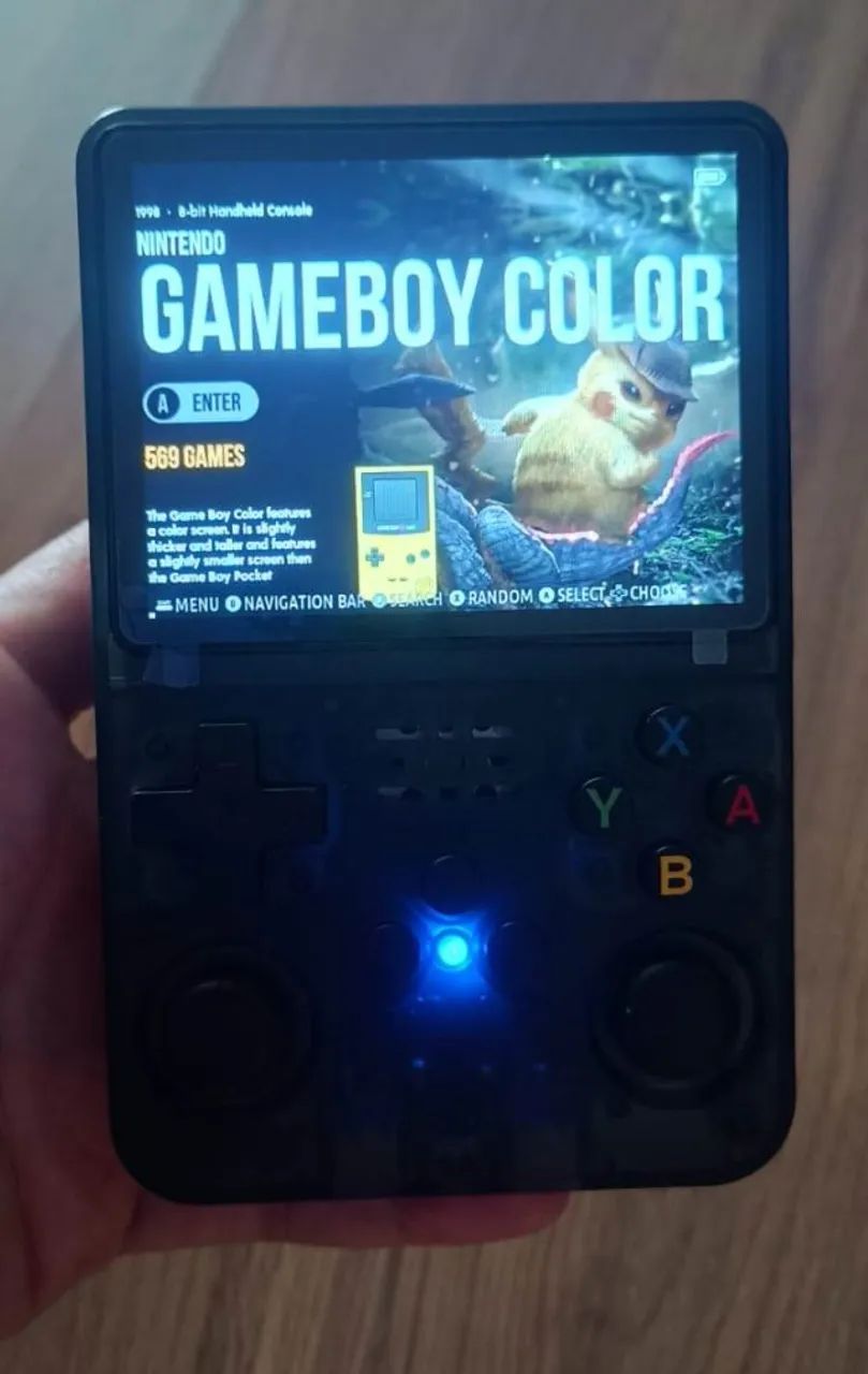 Console De Jogos Retro R36S Com Sistema Linux Tela 3,5 Polegadas 64Gb Cor Preto - Foto 3