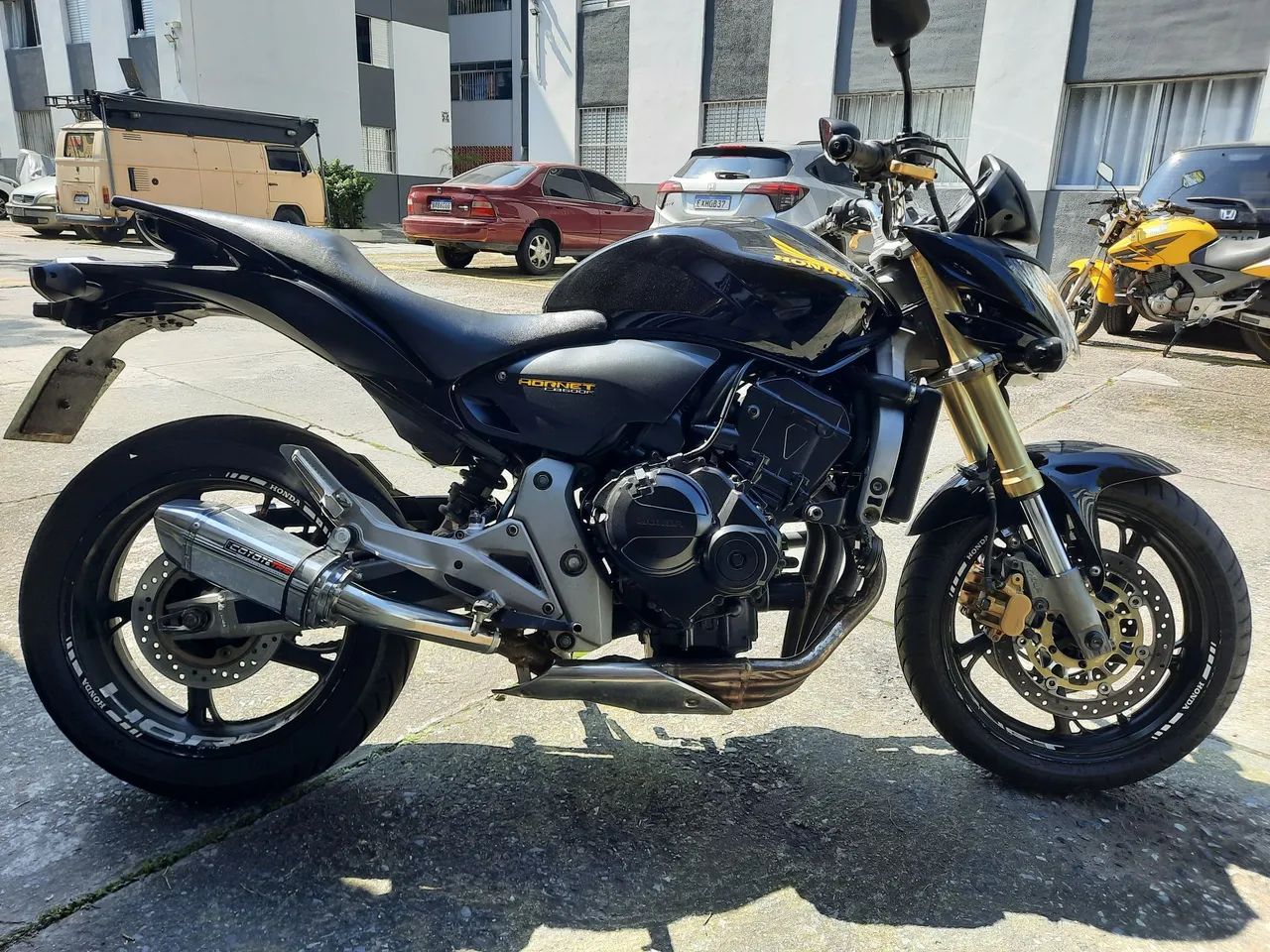 Hornet 600  - Foto 2