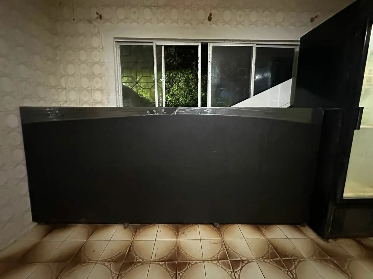 VENDO BALCÃO EM MDF GRANDE 2,70 - Foto 2
