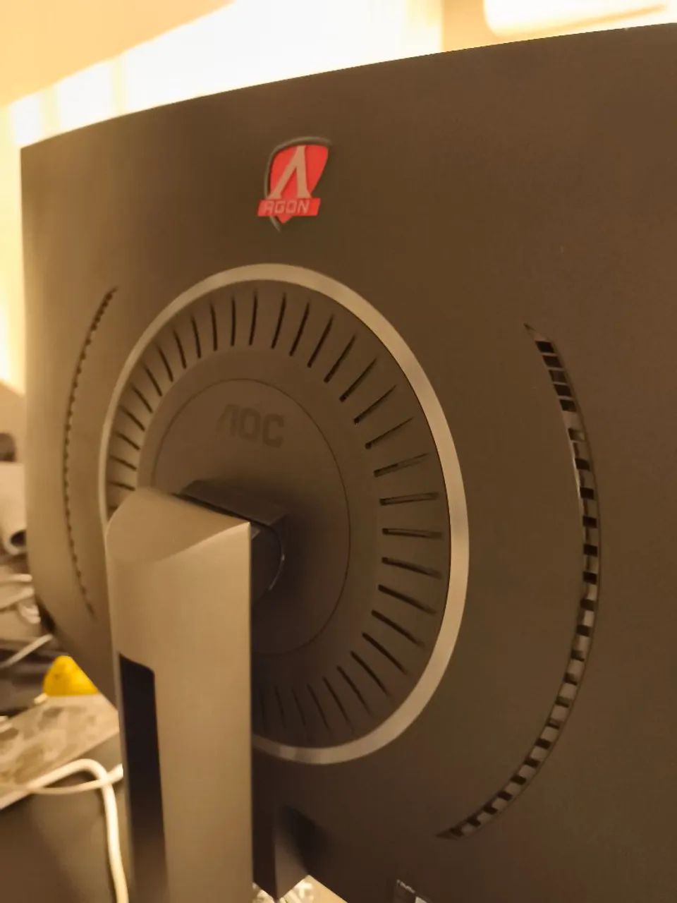 Monitor Gamer 27" Curvo AOC