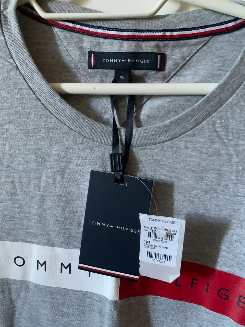 Camiseta  Tommy Hilfiger - Foto 3