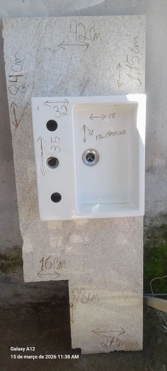 Pia de banheiro obs; não aceito oferta! Não encista